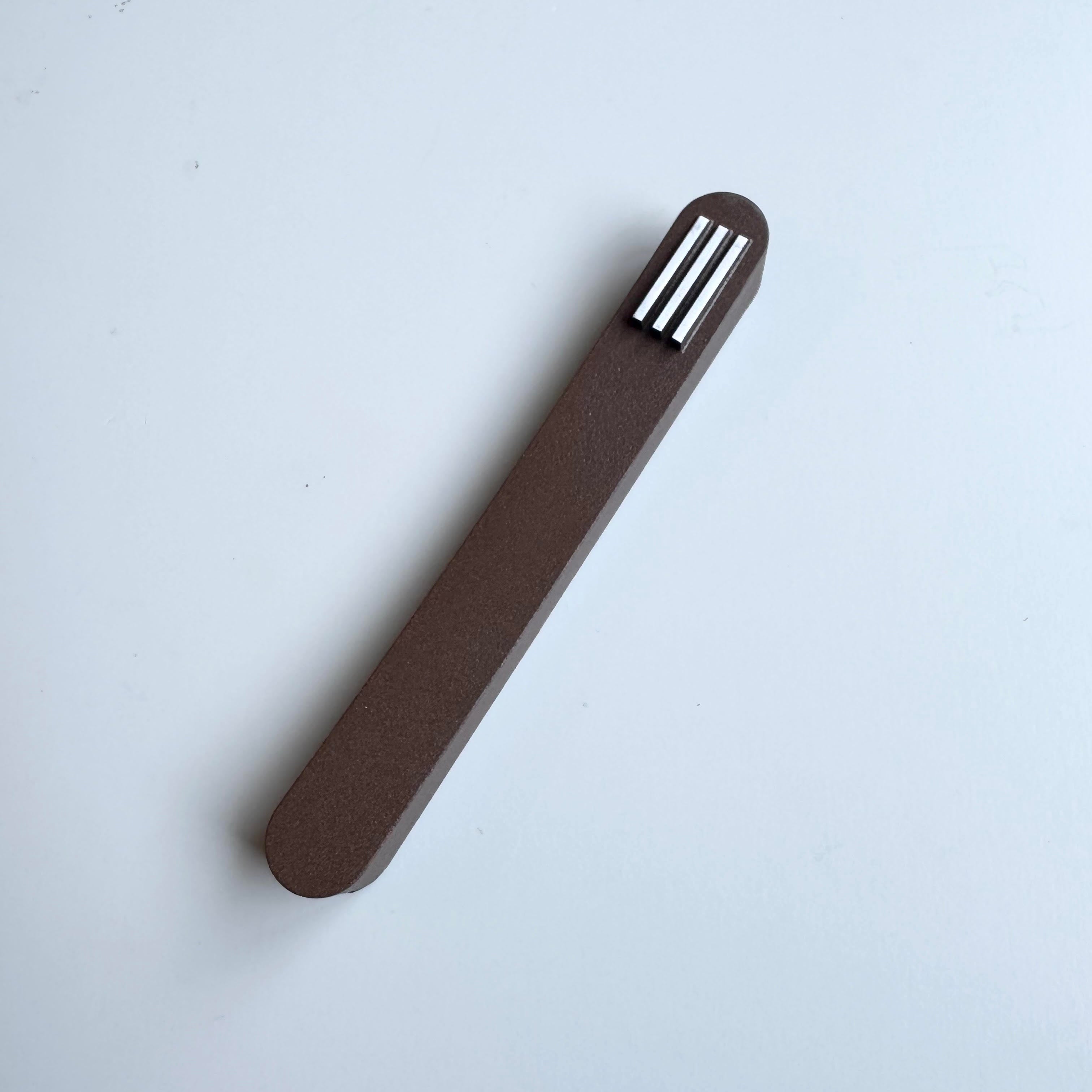 מזוזת גל ש' קצרה