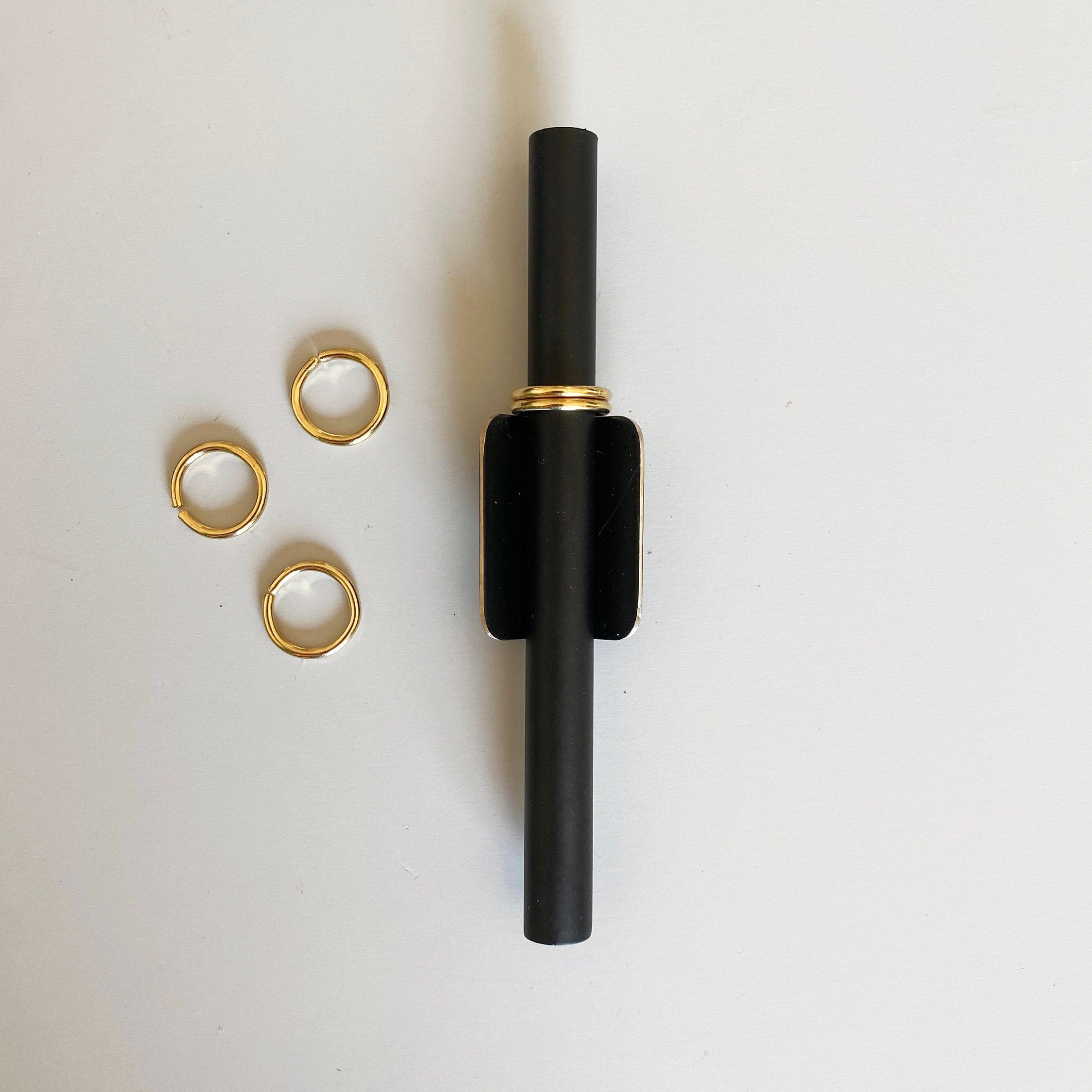 מזוזת טבעות בהתאמה אישית